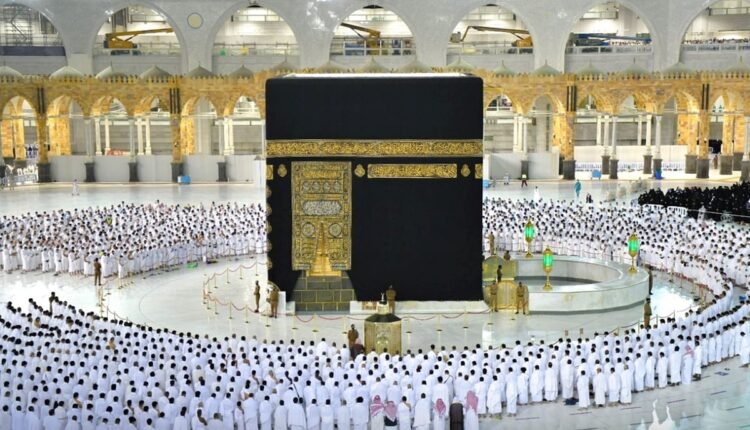 الاعتكاف بالحرمين الشريفين