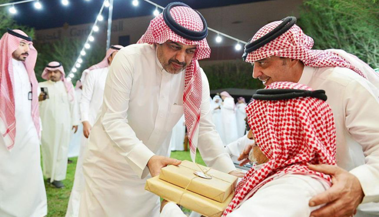 لمسة وفاء لكبار المجتمع