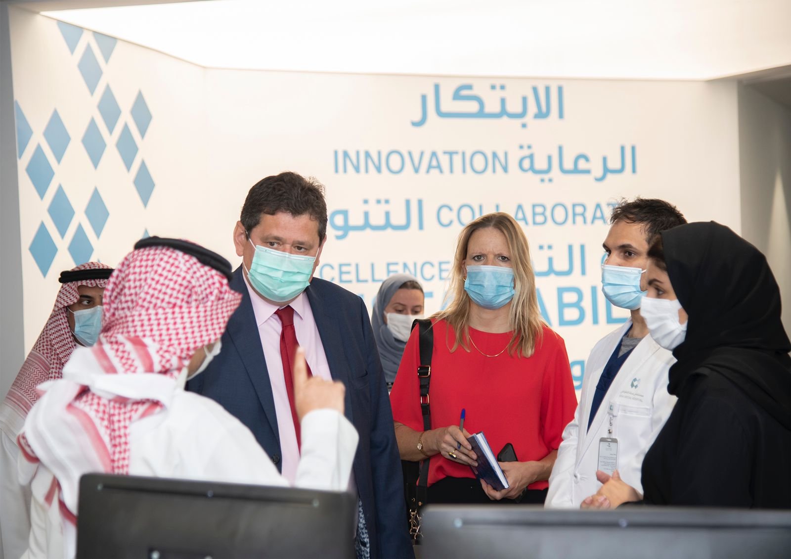 سفير المملكة المتحدة لدى المملكة