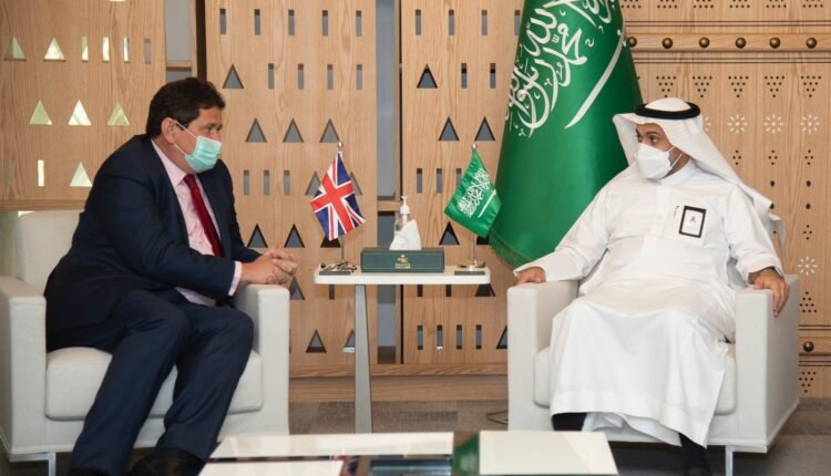 سفير المملكة المتحدة لدى المملكة